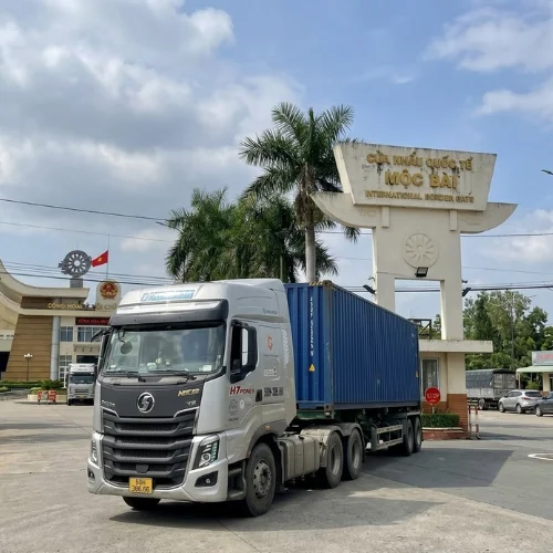 Dịch vụ vận tải xuyên biên giới
