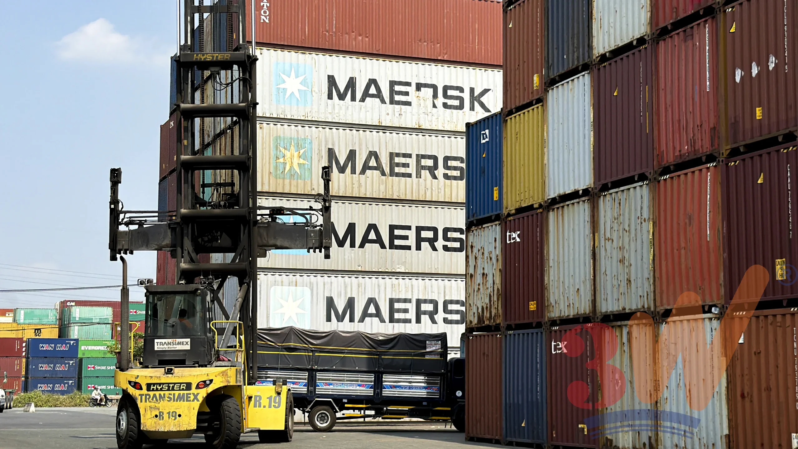 giá thuê container trên thị trường